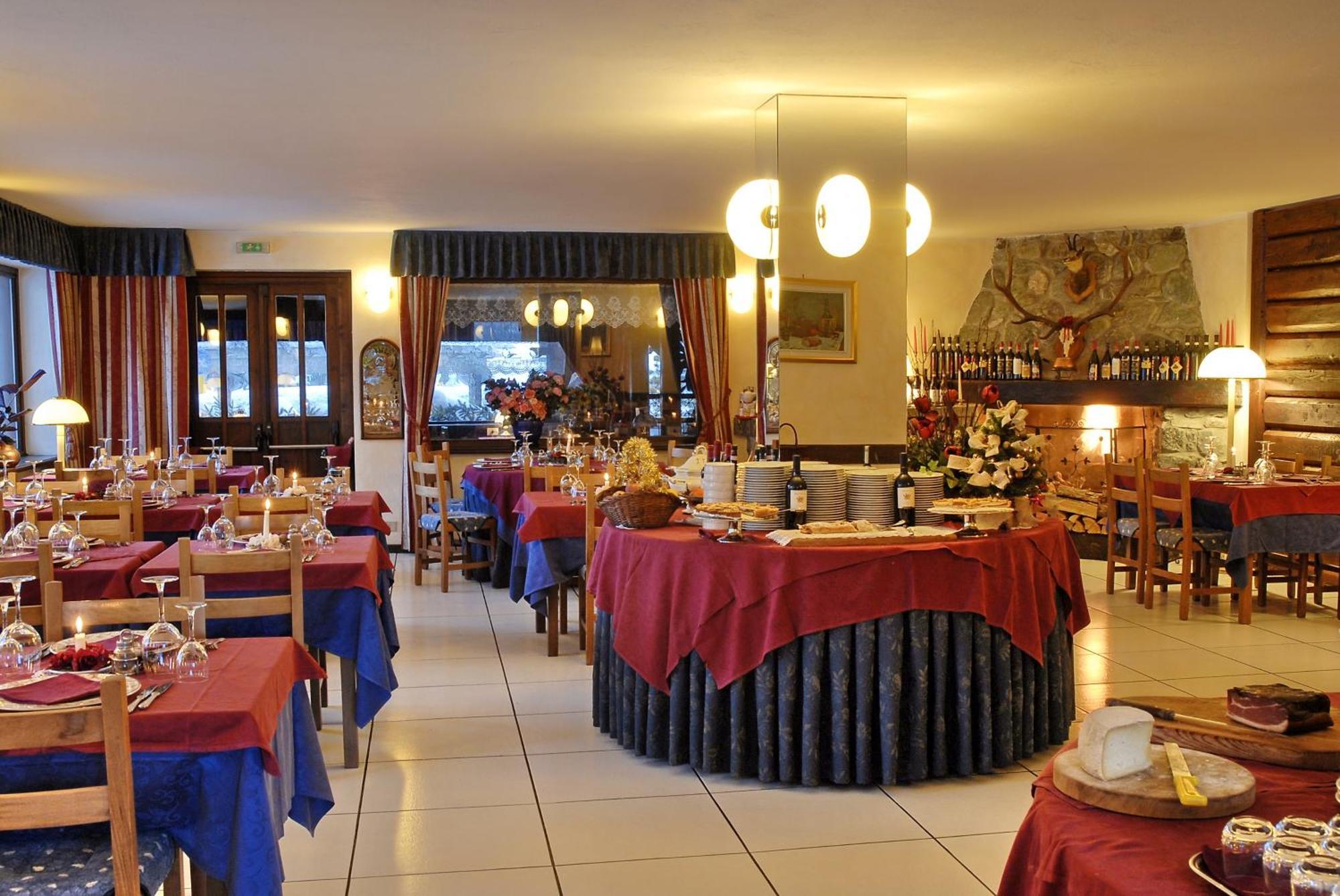 Hotel Edelweiss & Spa Cesana Torinese Exterior foto