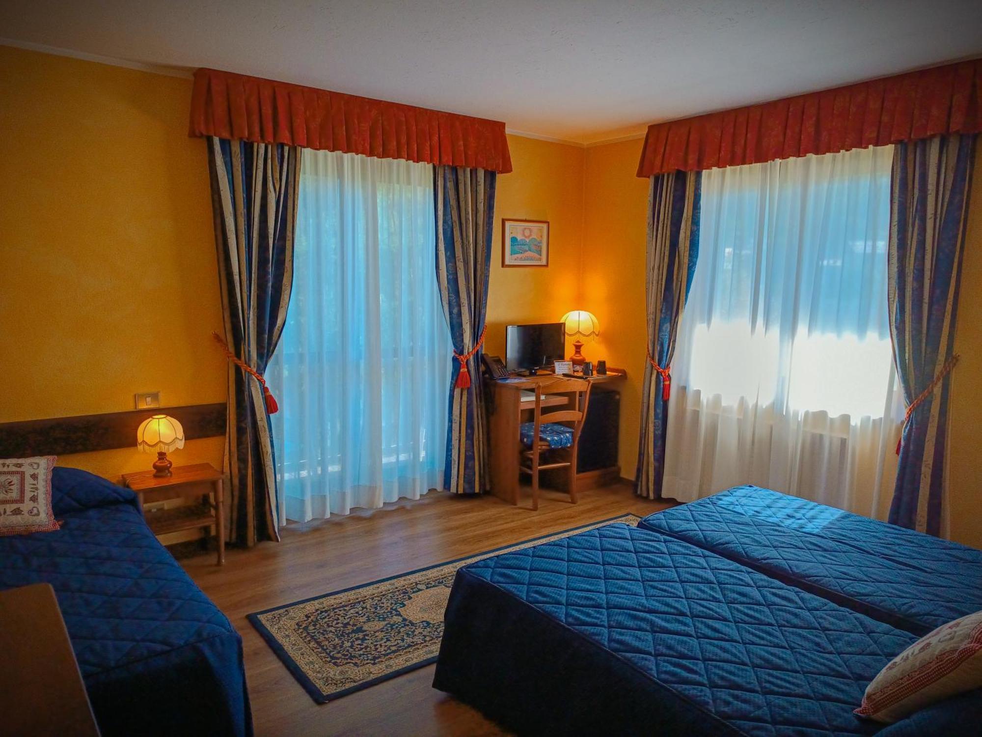 Hotel Edelweiss & Spa Cesana Torinese Exterior foto