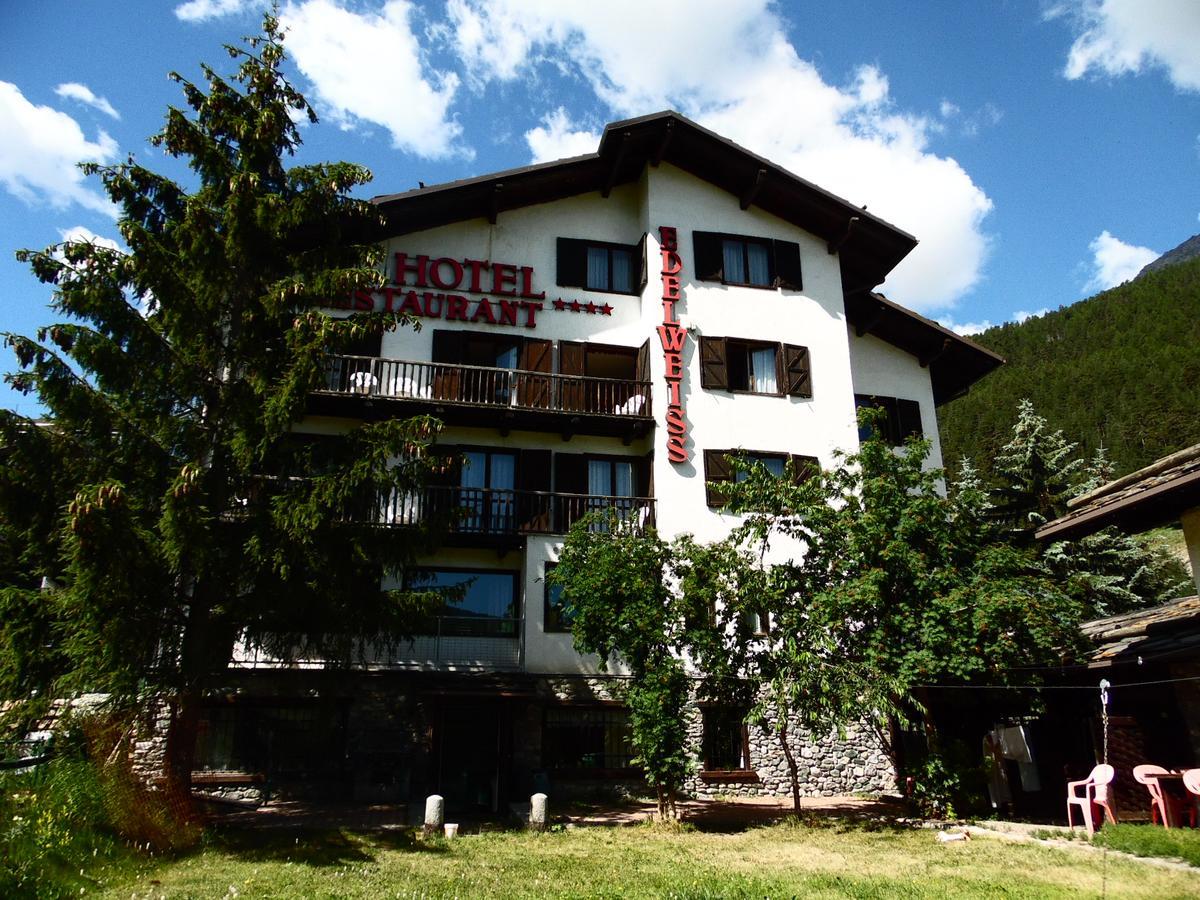 Hotel Edelweiss & Spa Cesana Torinese Exterior foto