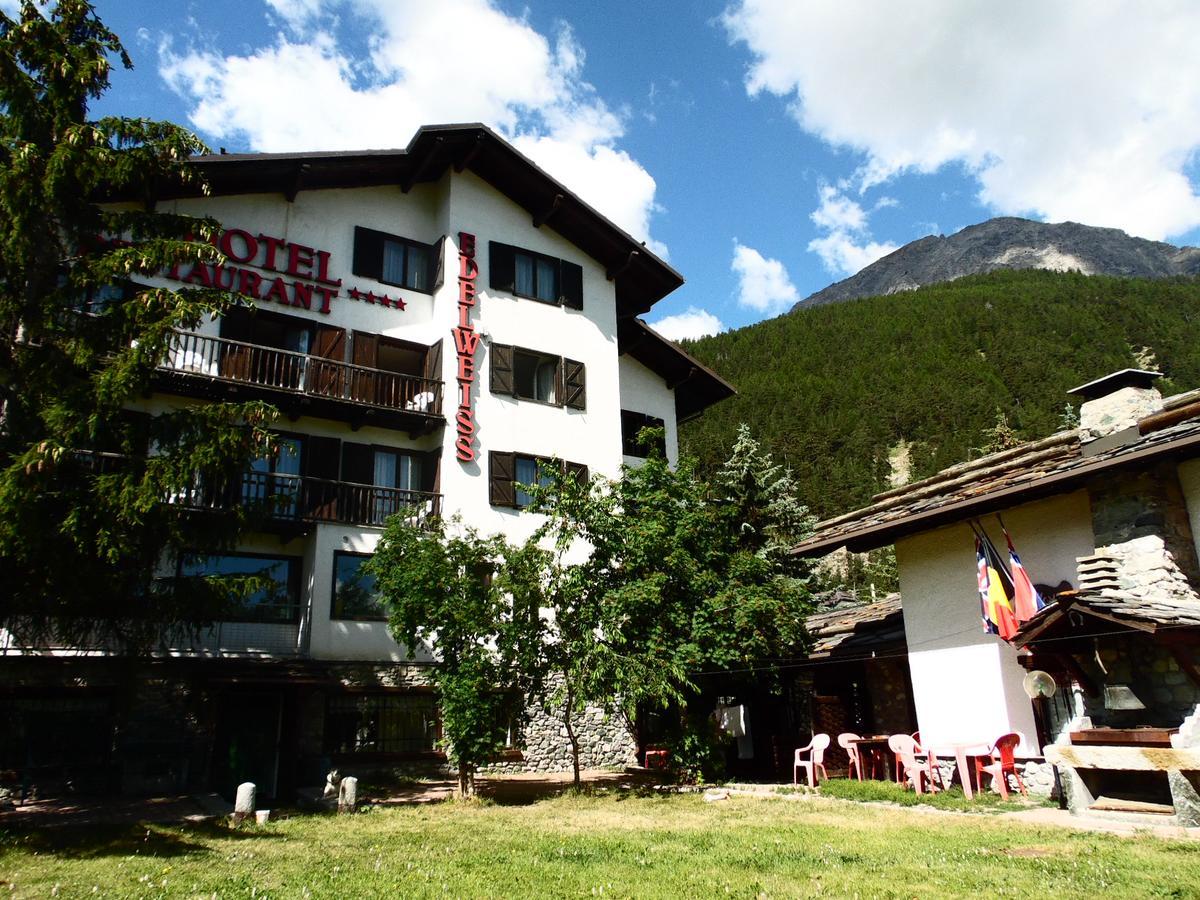 Hotel Edelweiss & Spa Cesana Torinese Exterior foto